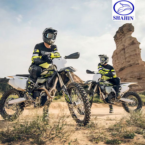 موتورسیکلت کراس Triumph